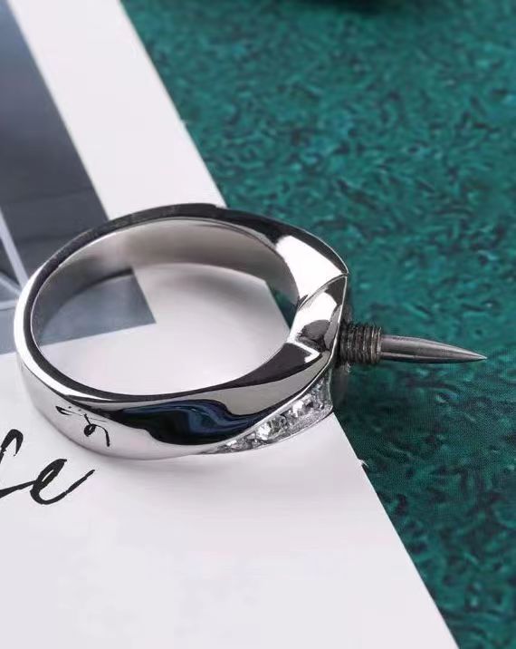 Titanium Steel Ring with Hidden Knife